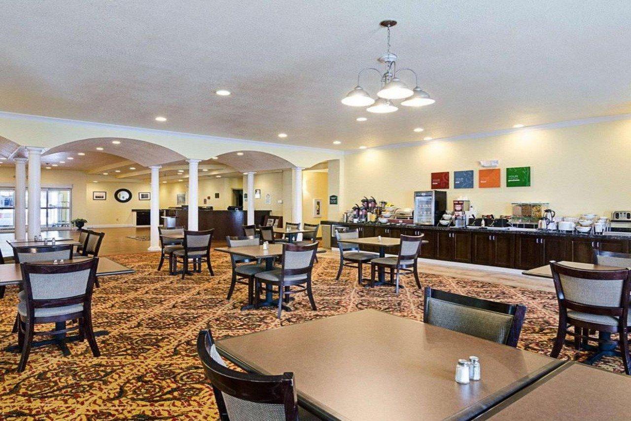 Comfort Inn & Suites Orange - Montpelier Bagian luar foto