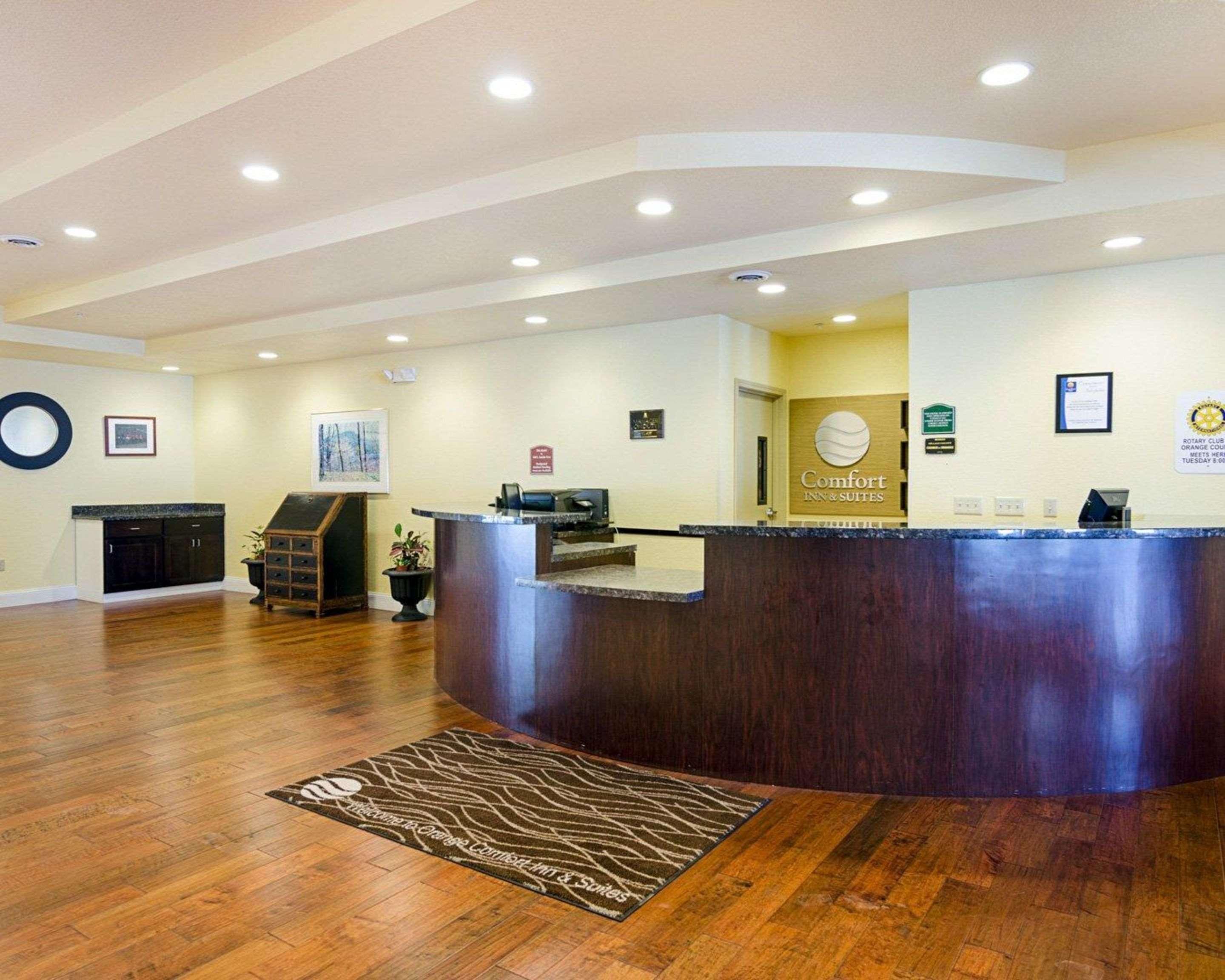 Comfort Inn & Suites Orange - Montpelier Bagian luar foto