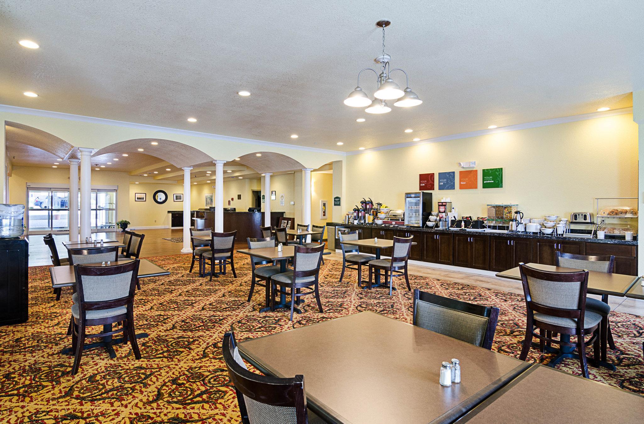 Comfort Inn & Suites Orange - Montpelier Bagian luar foto
