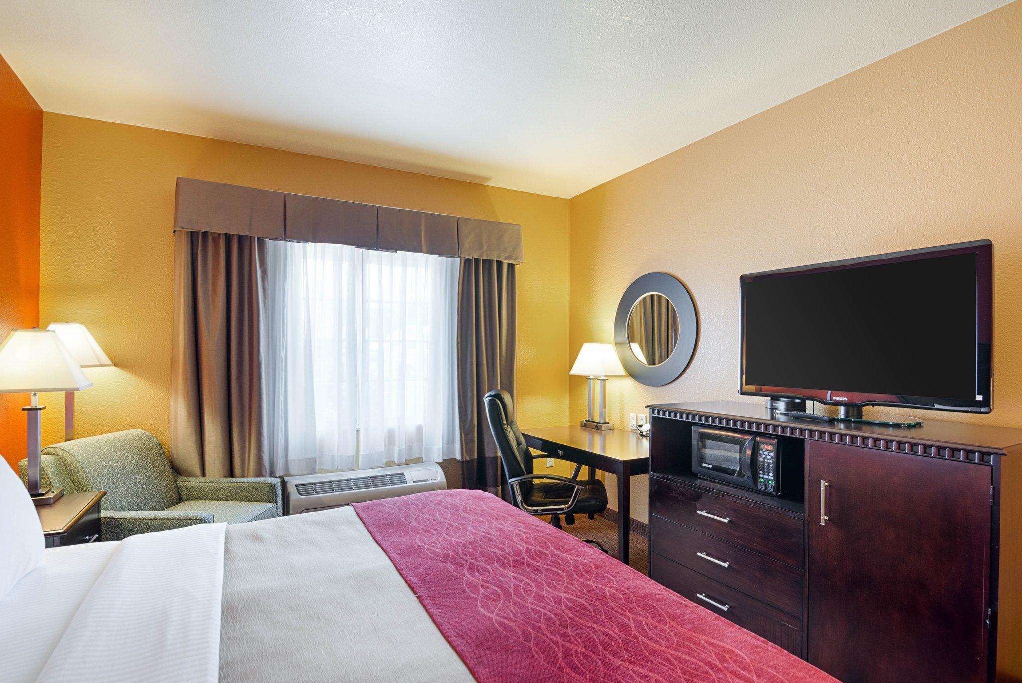 Comfort Inn & Suites Orange - Montpelier Bagian luar foto