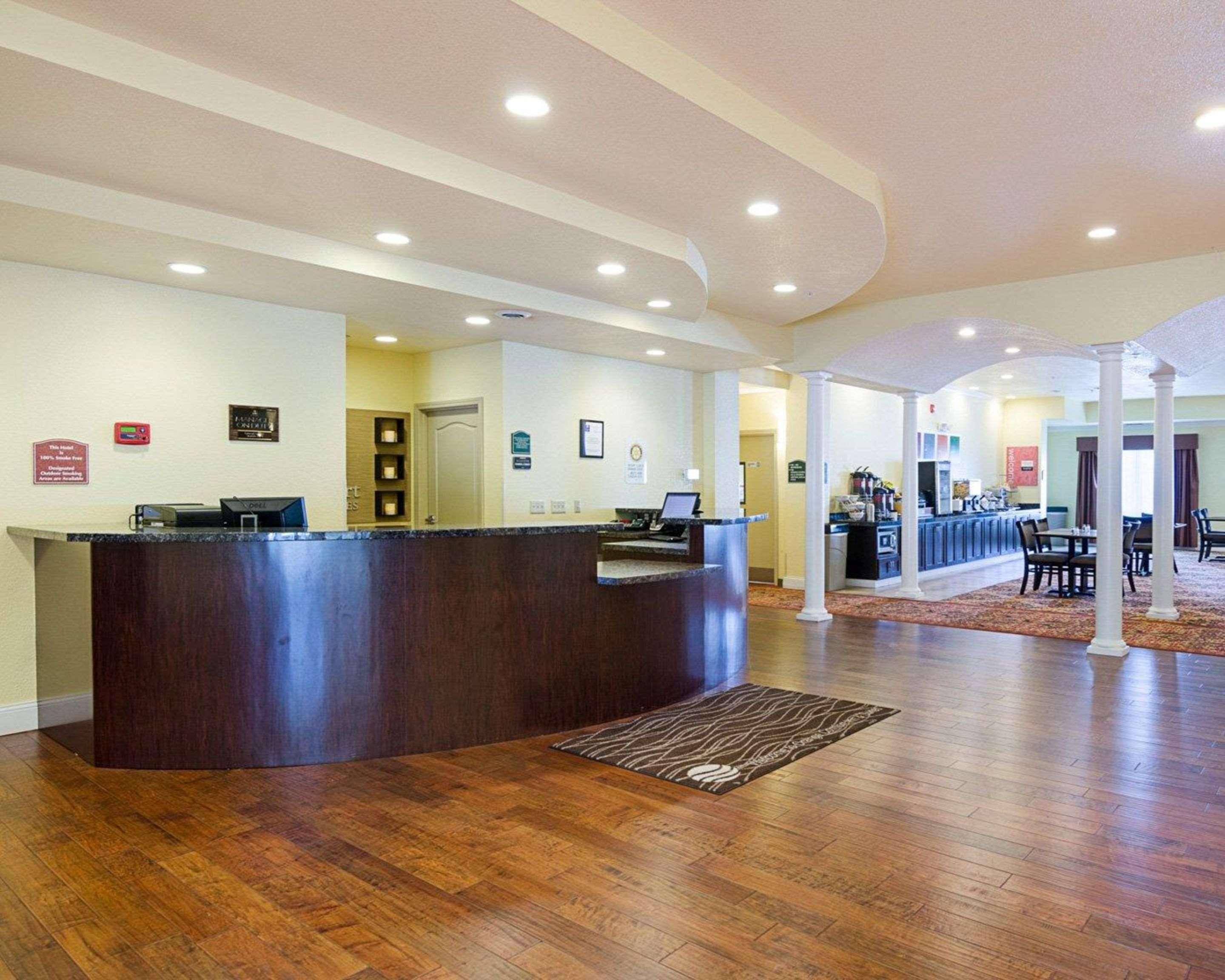 Comfort Inn & Suites Orange - Montpelier Bagian luar foto