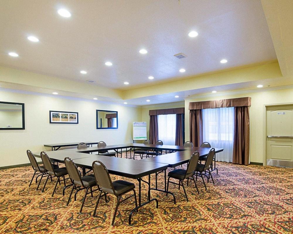 Comfort Inn & Suites Orange - Montpelier Bagian luar foto